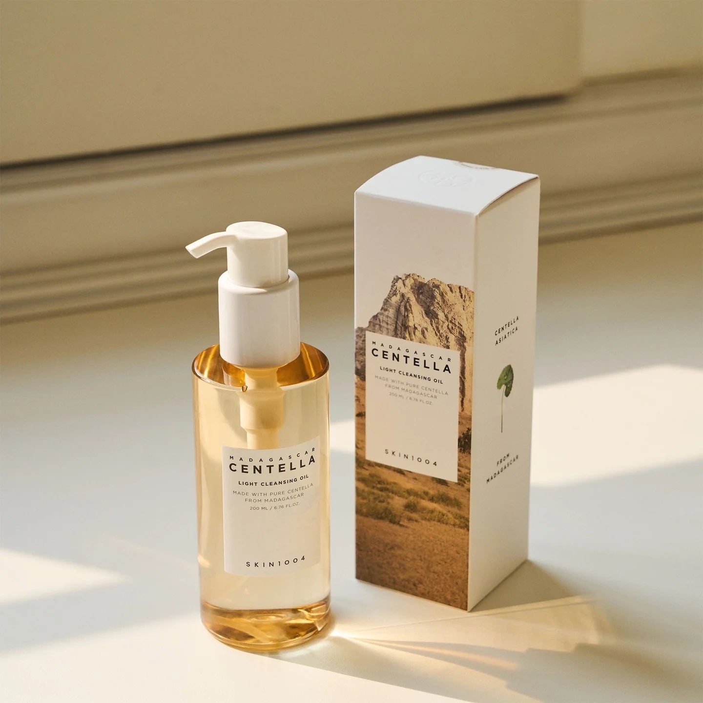 Centella Light Cleansing Oil – Aceite desmaquillante con centella asiática 200ml