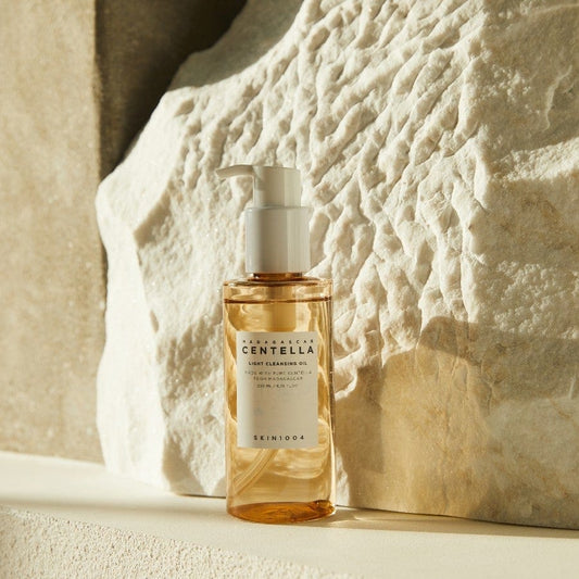 Centella Light Cleansing Oil – Aceite desmaquillante con centella asiática 200ml